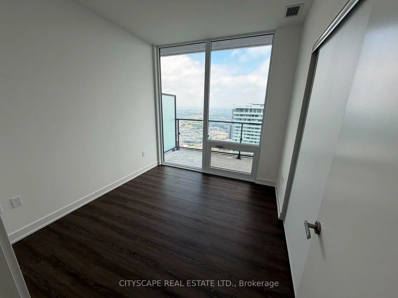 448, Burnhamthorpe, City Centre, Mississauga