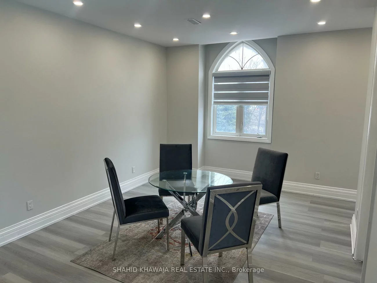 370, Queen, Streetsville, Mississauga
