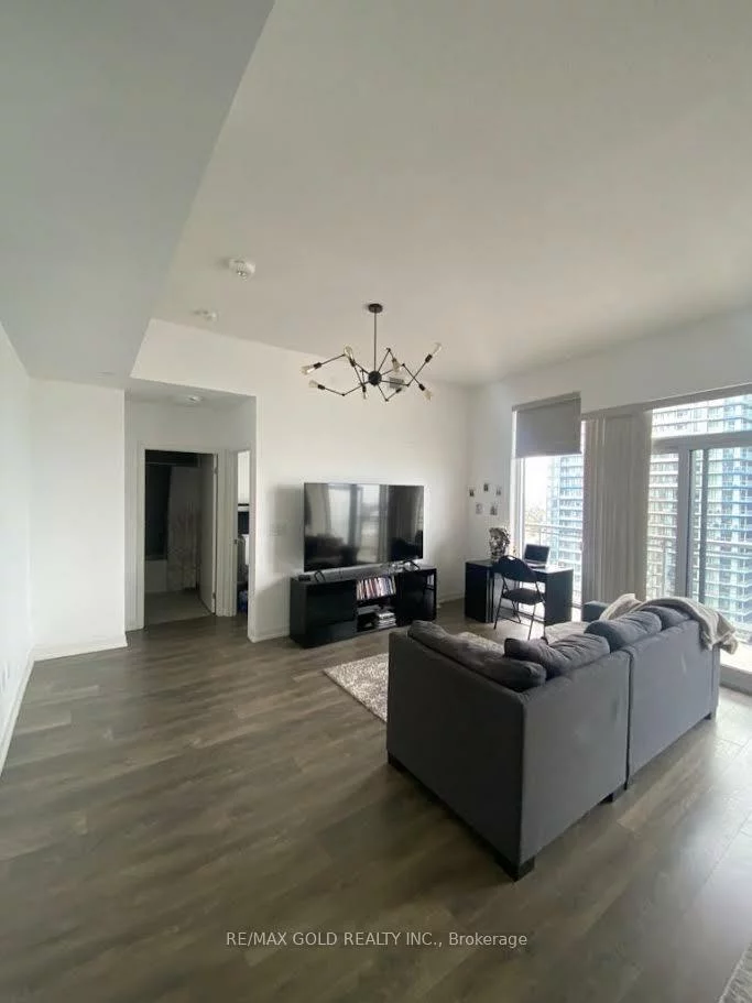 2520, Eglinton, Central Erin Mills, Mississauga