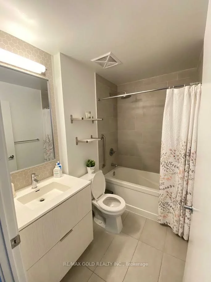 2520, Eglinton, Central Erin Mills, Mississauga