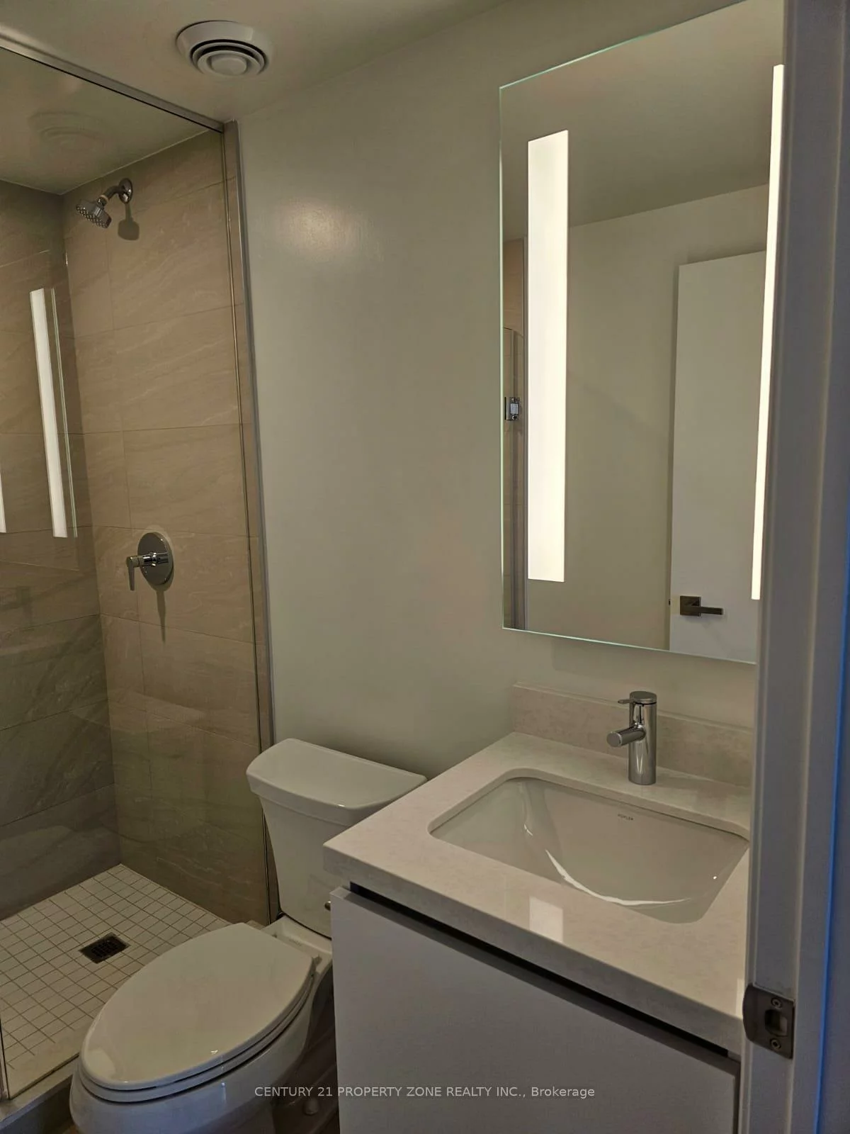 4015, The Exchange, City Centre, Mississauga