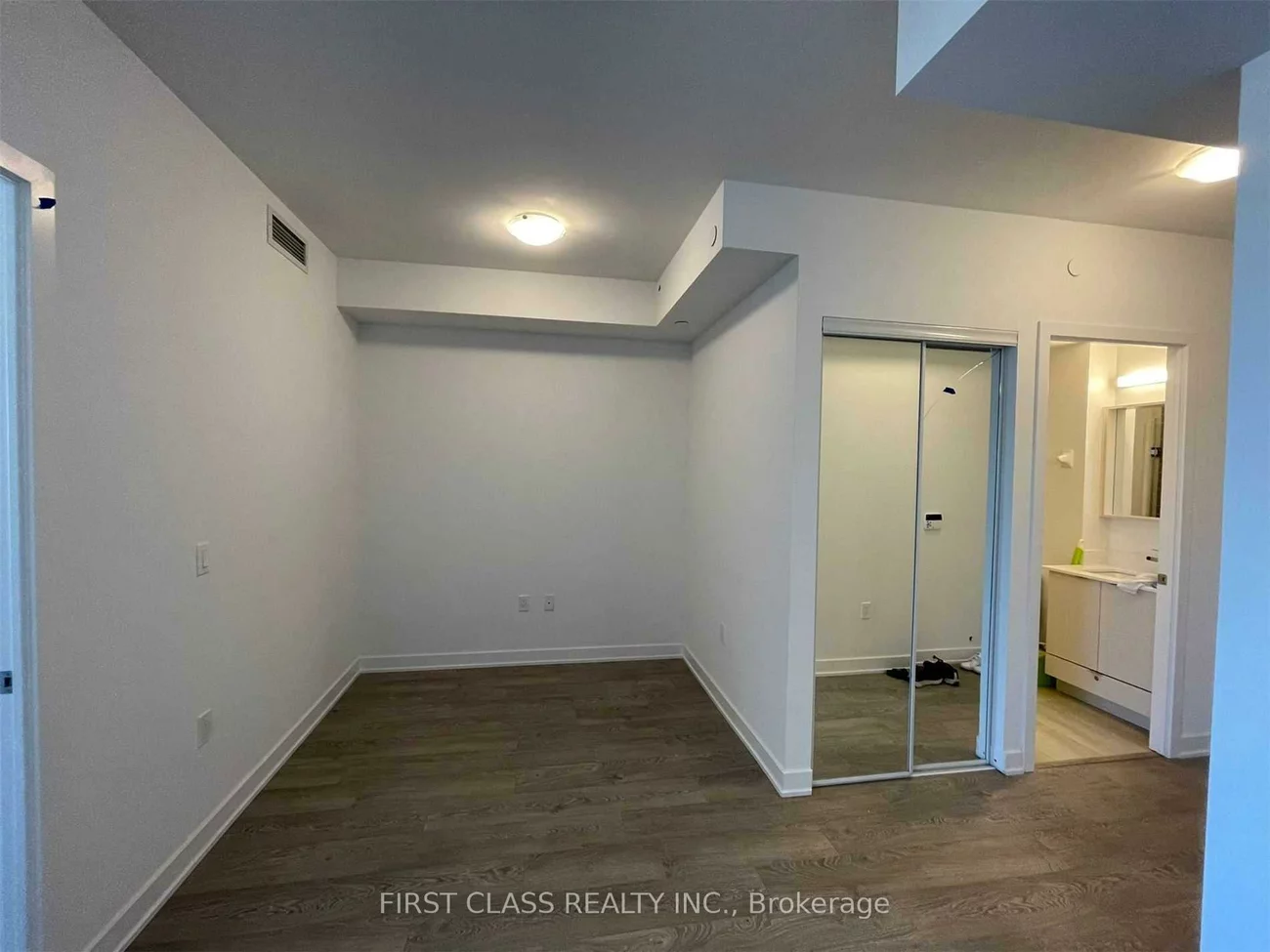 4655, Metcalfe, Erin Mills, Mississauga