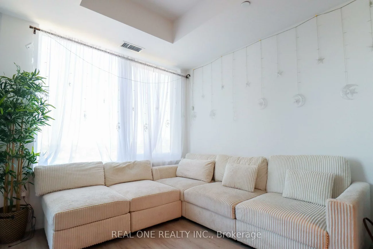 395, Square One, City Centre, Mississauga