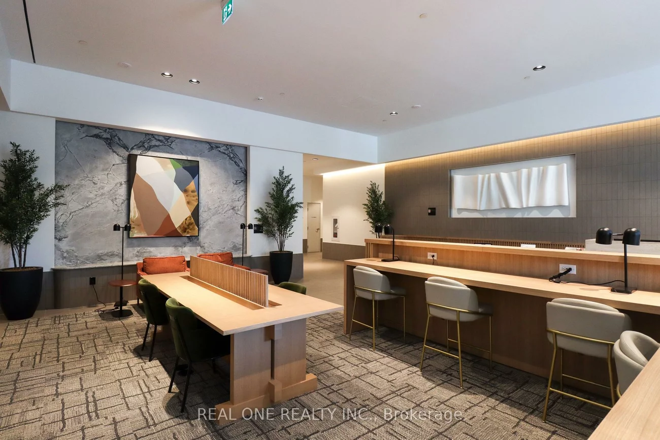 395, Square One, City Centre, Mississauga