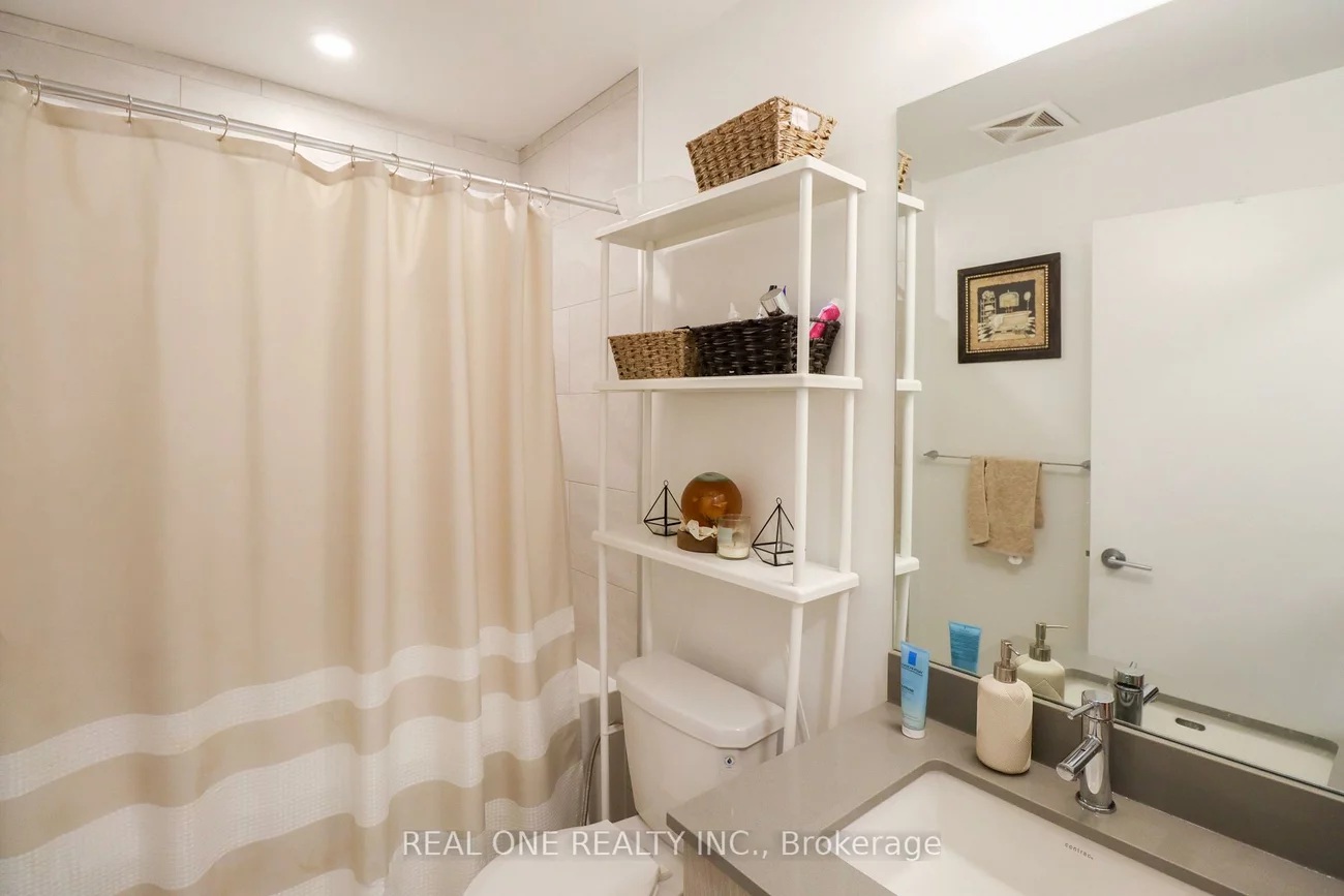 395, Square One, City Centre, Mississauga