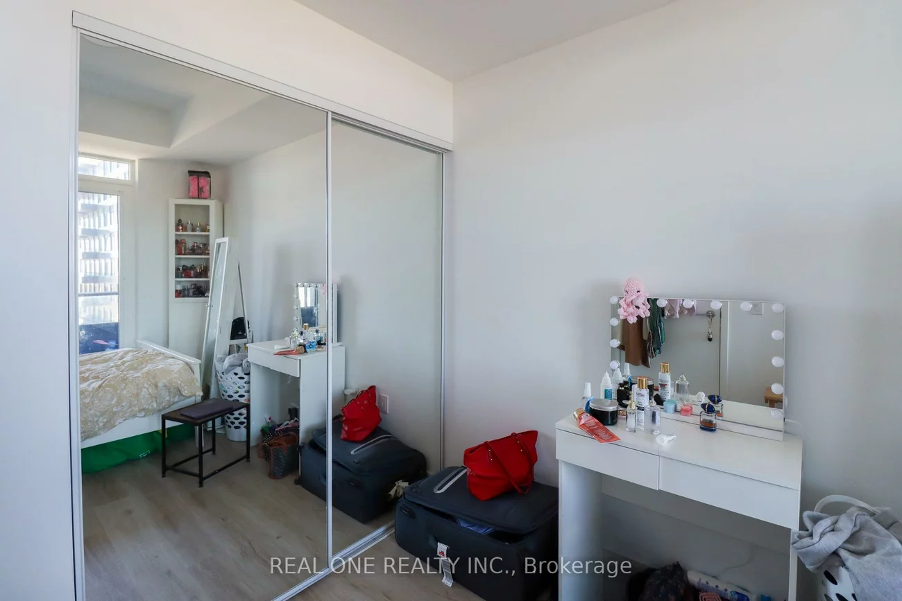 395, Square One, City Centre, Mississauga