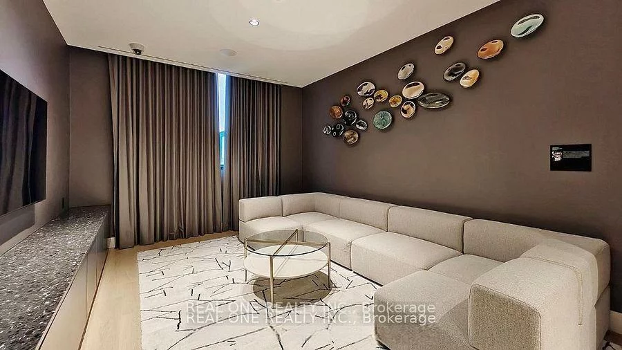 395, Square One, City Centre, Mississauga