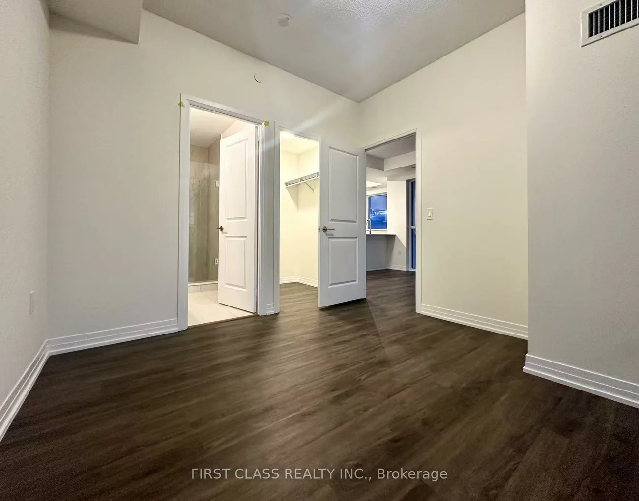 15, Watergarden, Hurontario, Mississauga