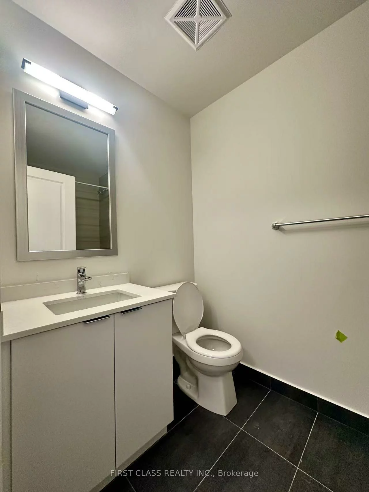 15, Watergarden, Hurontario, Mississauga