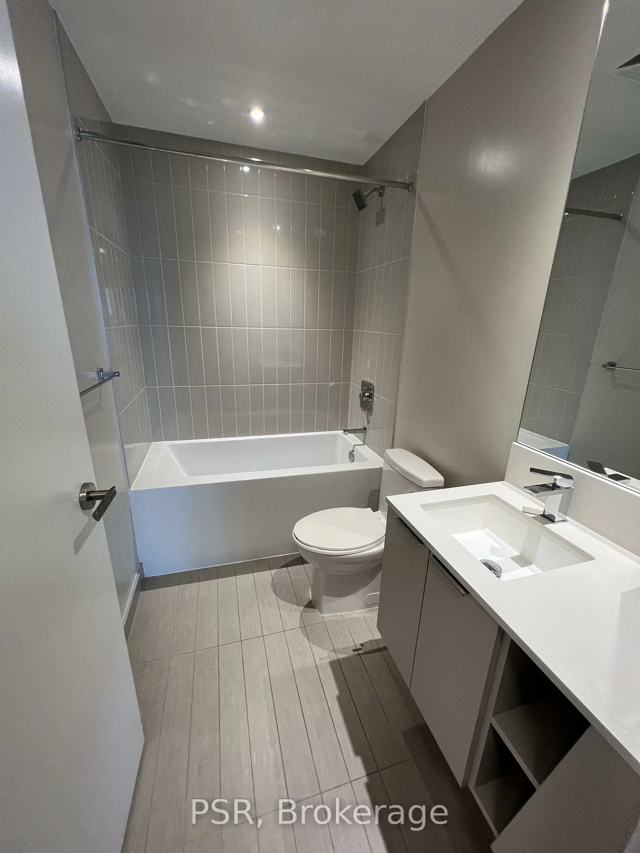 3900, Confederation, City Centre, Mississauga