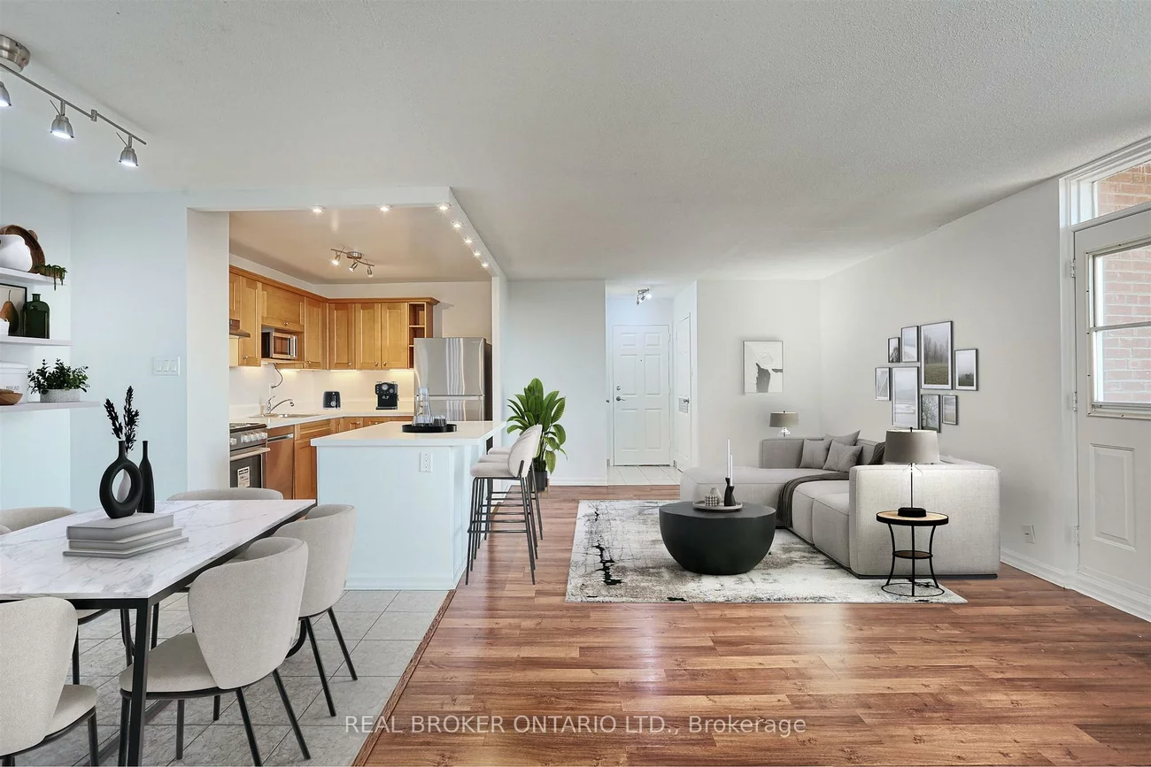 3065, Queen Frederica, Applewood, Mississauga