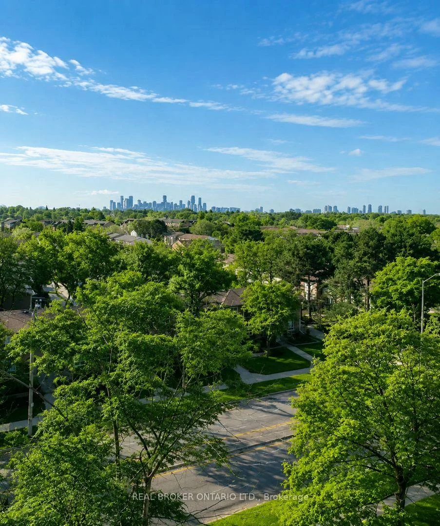 3065, Queen Frederica, Applewood, Mississauga