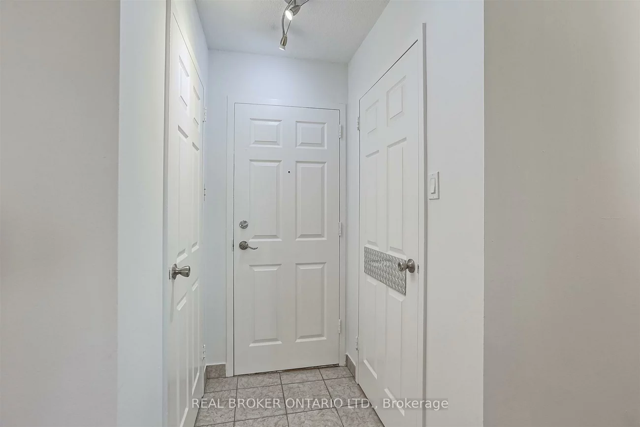 3065, Queen Frederica, Applewood, Mississauga