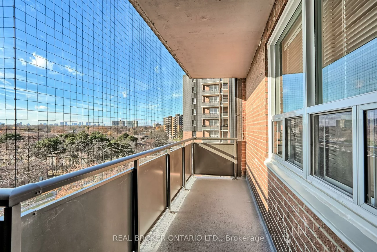 3065, Queen Frederica, Applewood, Mississauga