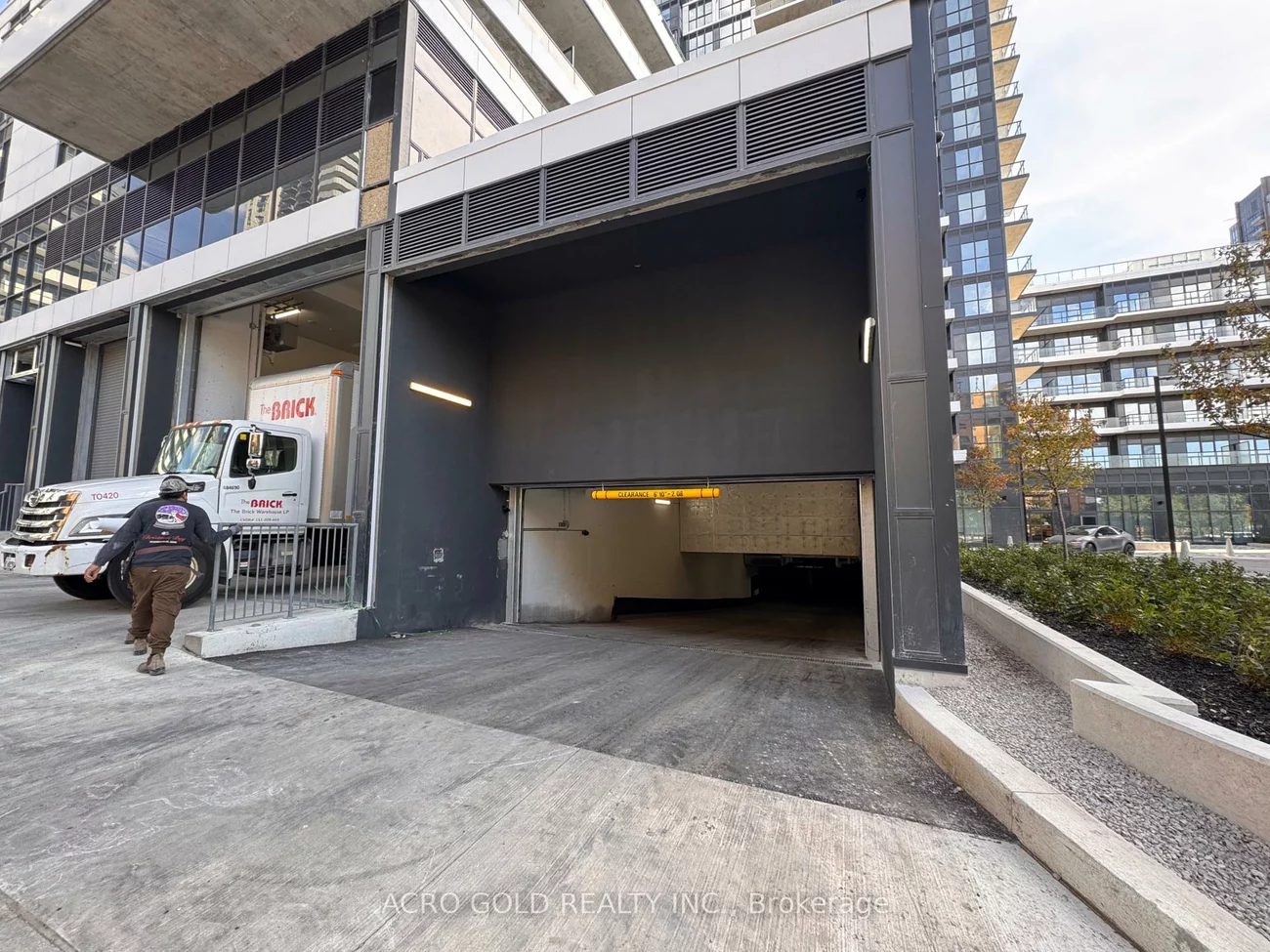 15, Watergarden, Hurontario, Mississauga