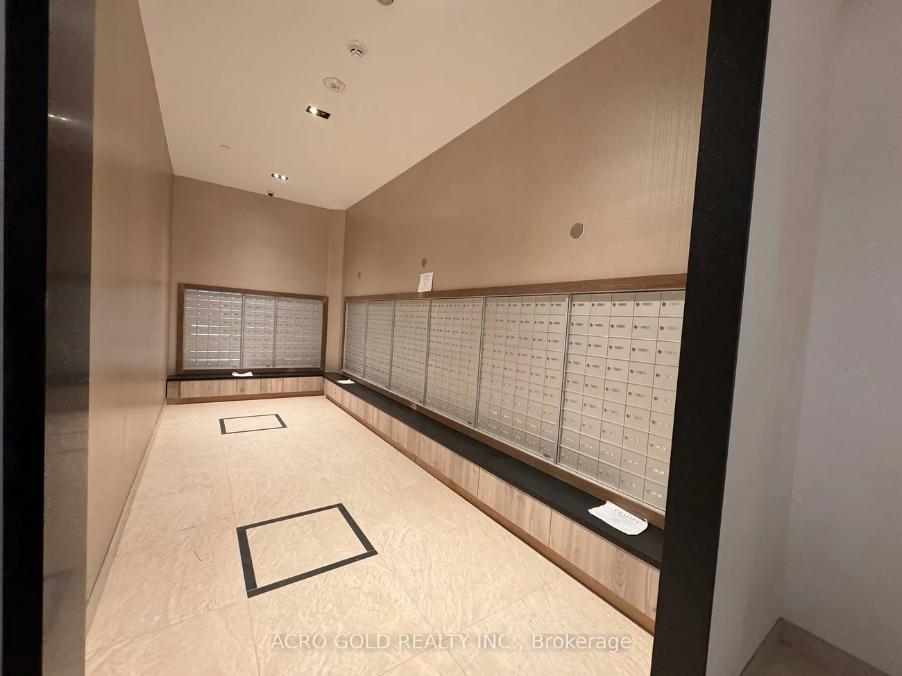 15, Watergarden, Hurontario, Mississauga