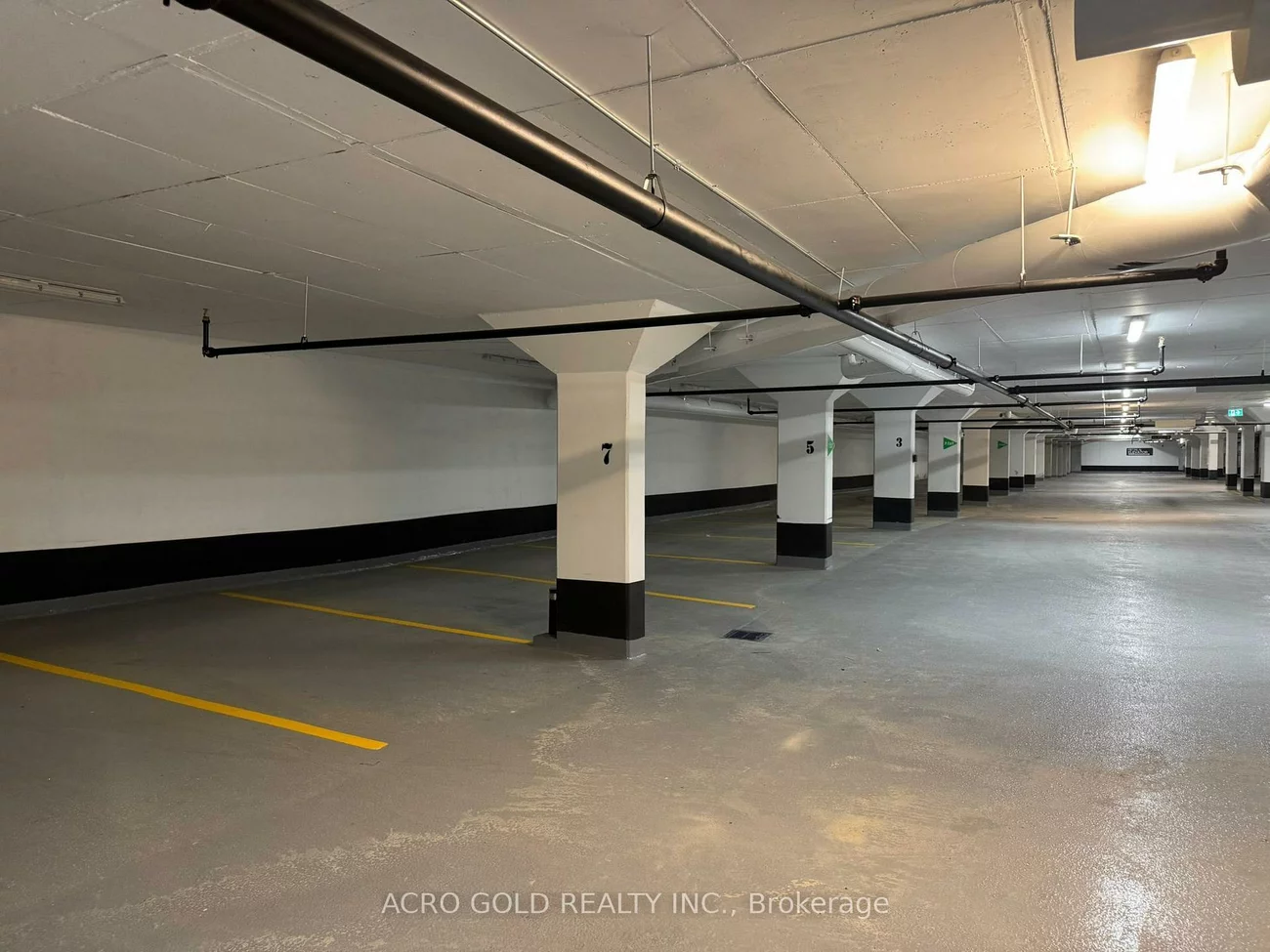 15, Watergarden, Hurontario, Mississauga