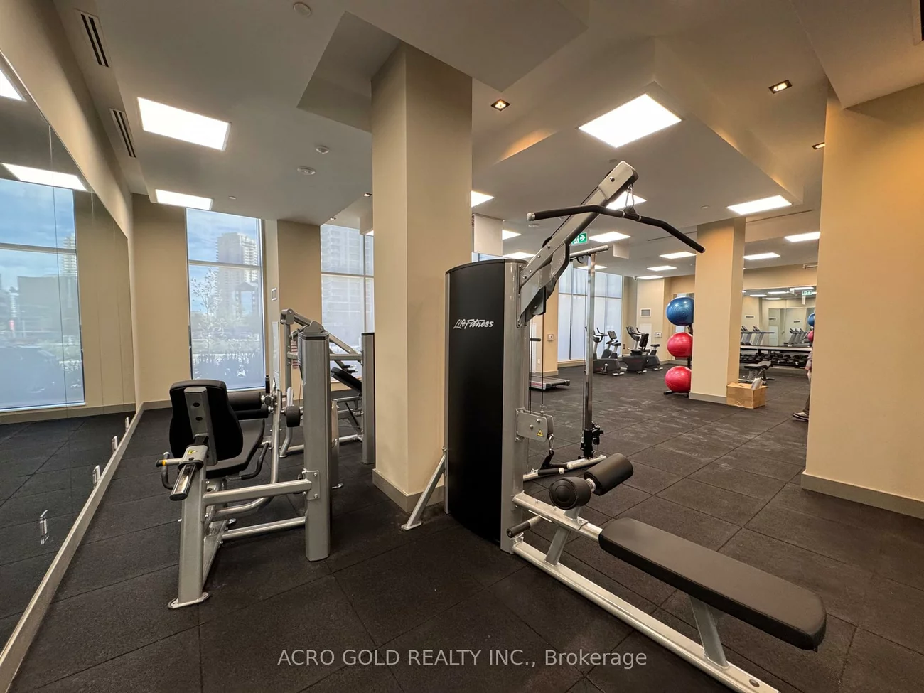 15, Watergarden, Hurontario, Mississauga