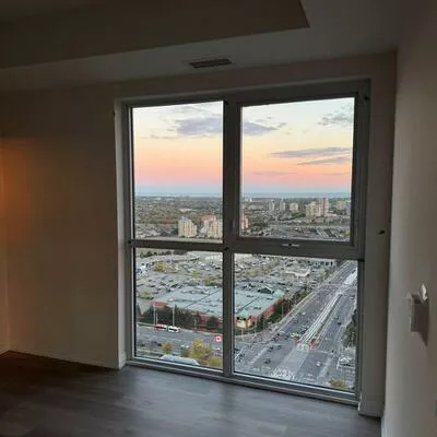 15, Watergarden, Hurontario, Mississauga