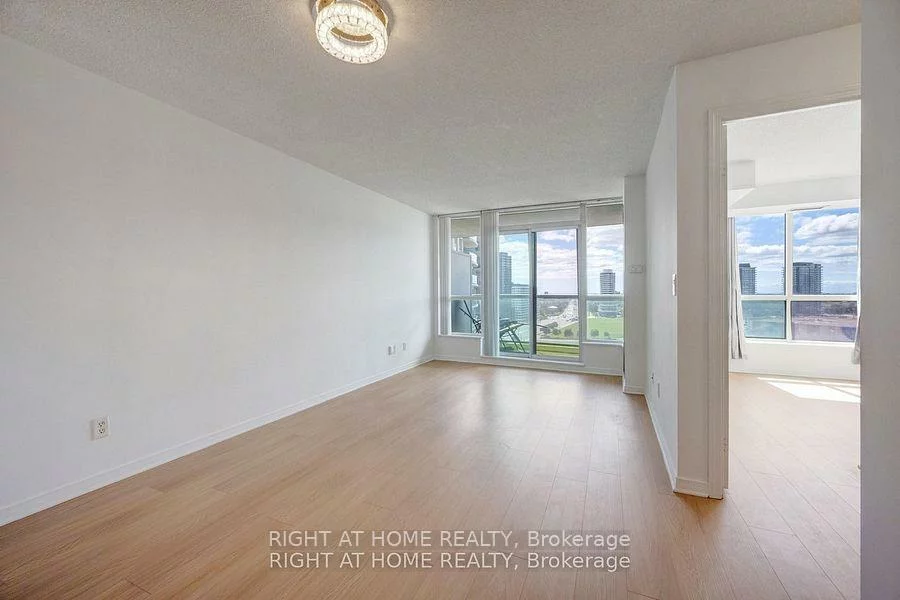 2565, Erin Centre, Erin Mills, Mississauga