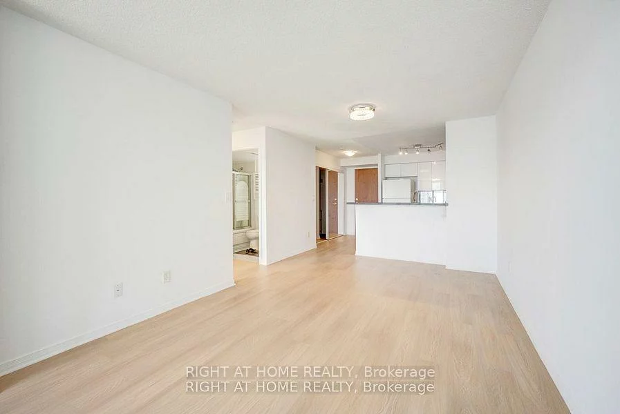 2565, Erin Centre, Erin Mills, Mississauga
