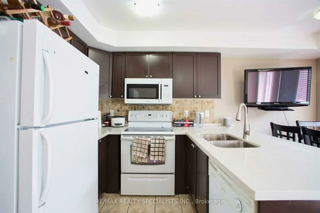614, Shoreline, Cooksville, Mississauga