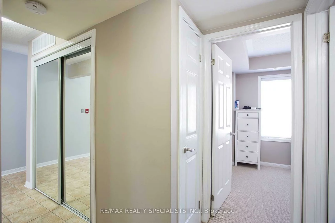 614, Shoreline, Cooksville, Mississauga
