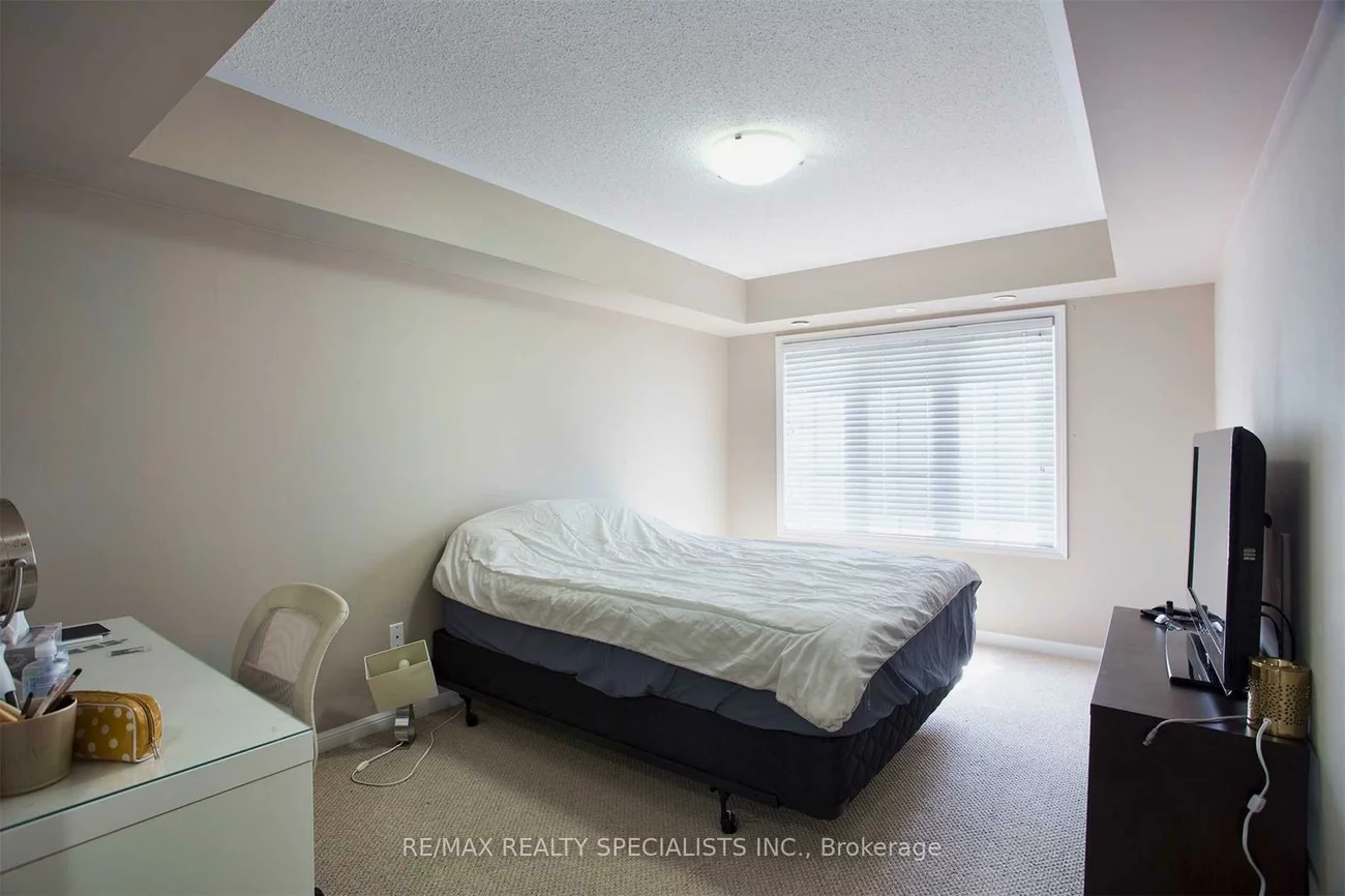 614, Shoreline, Cooksville, Mississauga