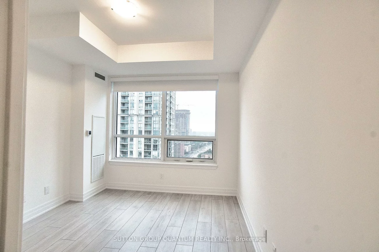 30, Elm, City Centre, Mississauga