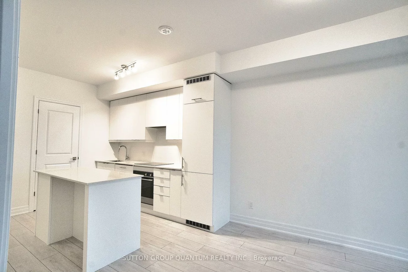 30, Elm, City Centre, Mississauga