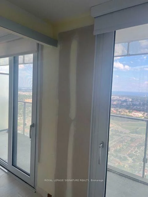 3883, Quartz, City Centre, Mississauga