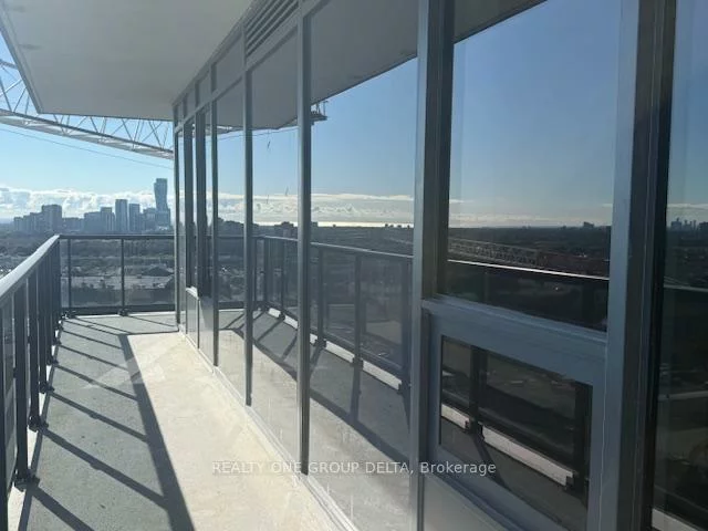 5081, Hurontario, Hurontario, Mississauga