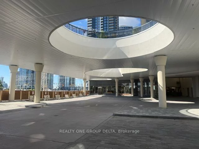 5081, Hurontario, Hurontario, Mississauga