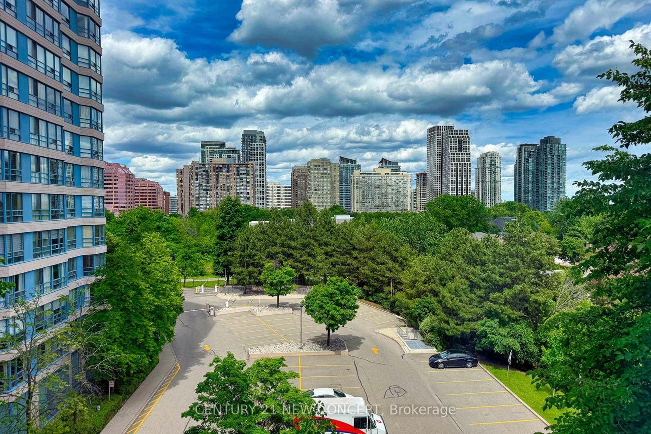 250, Webb, City Centre, Mississauga
