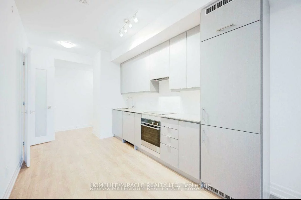 30, Elm, City Centre, Mississauga