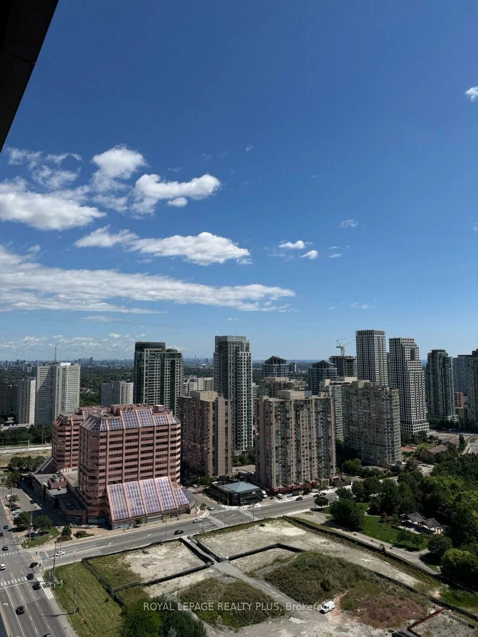 4015, The Exchange, City Centre, Mississauga