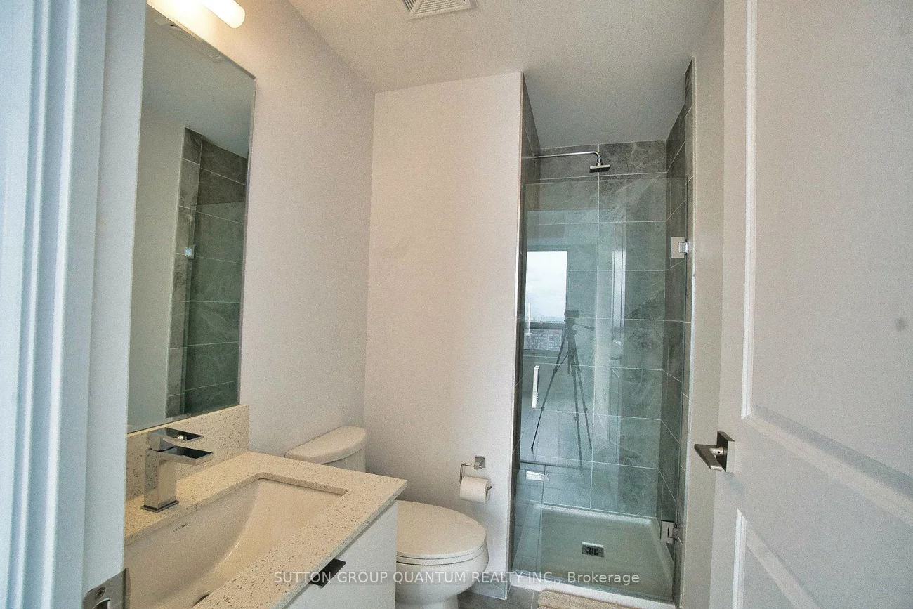 30, Elm, Fairview, Mississauga