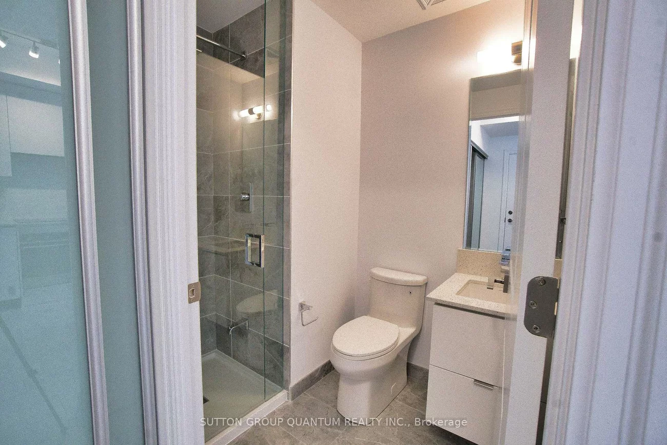 30, Elm, Fairview, Mississauga