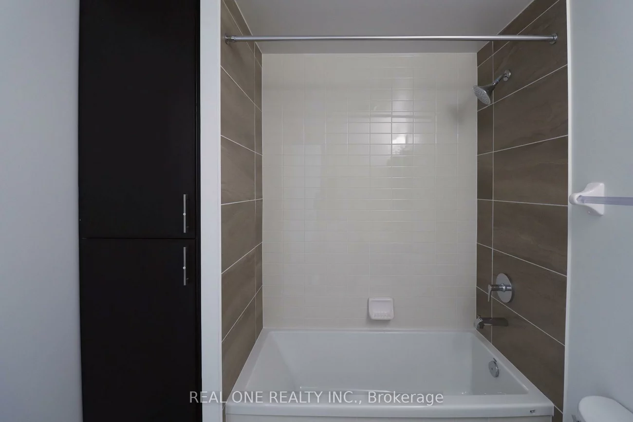 4699, Glen Erin, Central Erin Mills, Mississauga