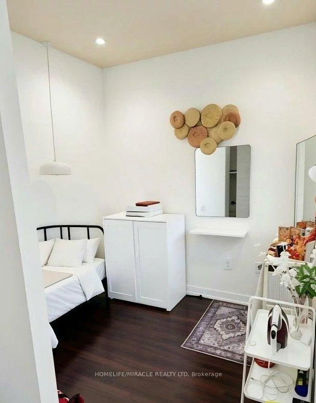 2560, Eglinton, Central Erin Mills, Mississauga