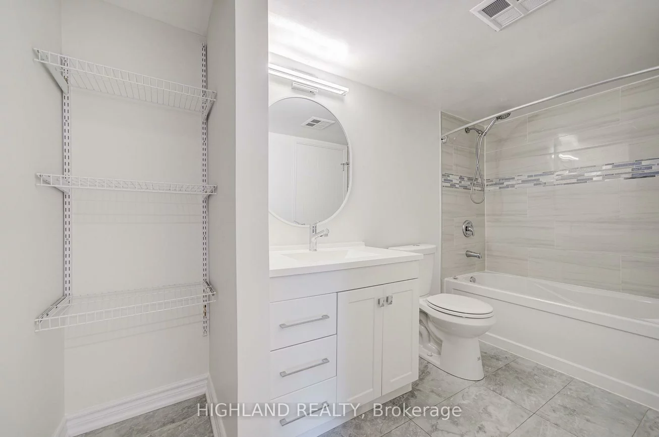 95, Trailwood, Hurontario, Mississauga