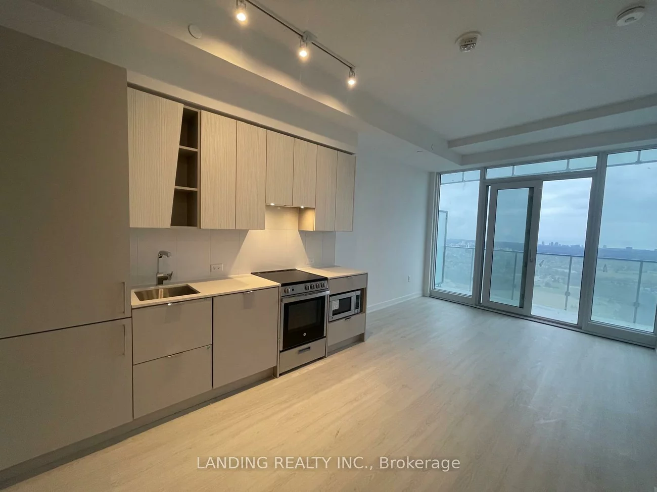 3883, Quartz, City Centre, Mississauga