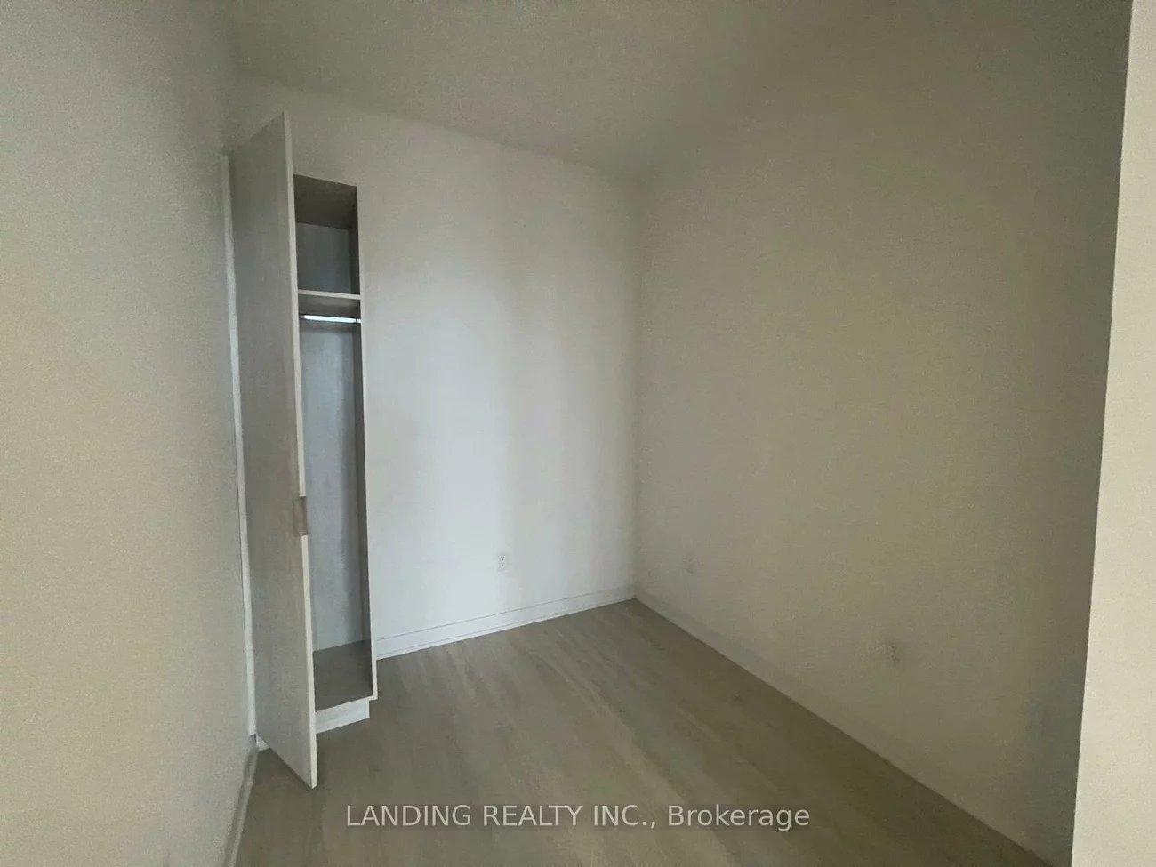 3883, Quartz, City Centre, Mississauga