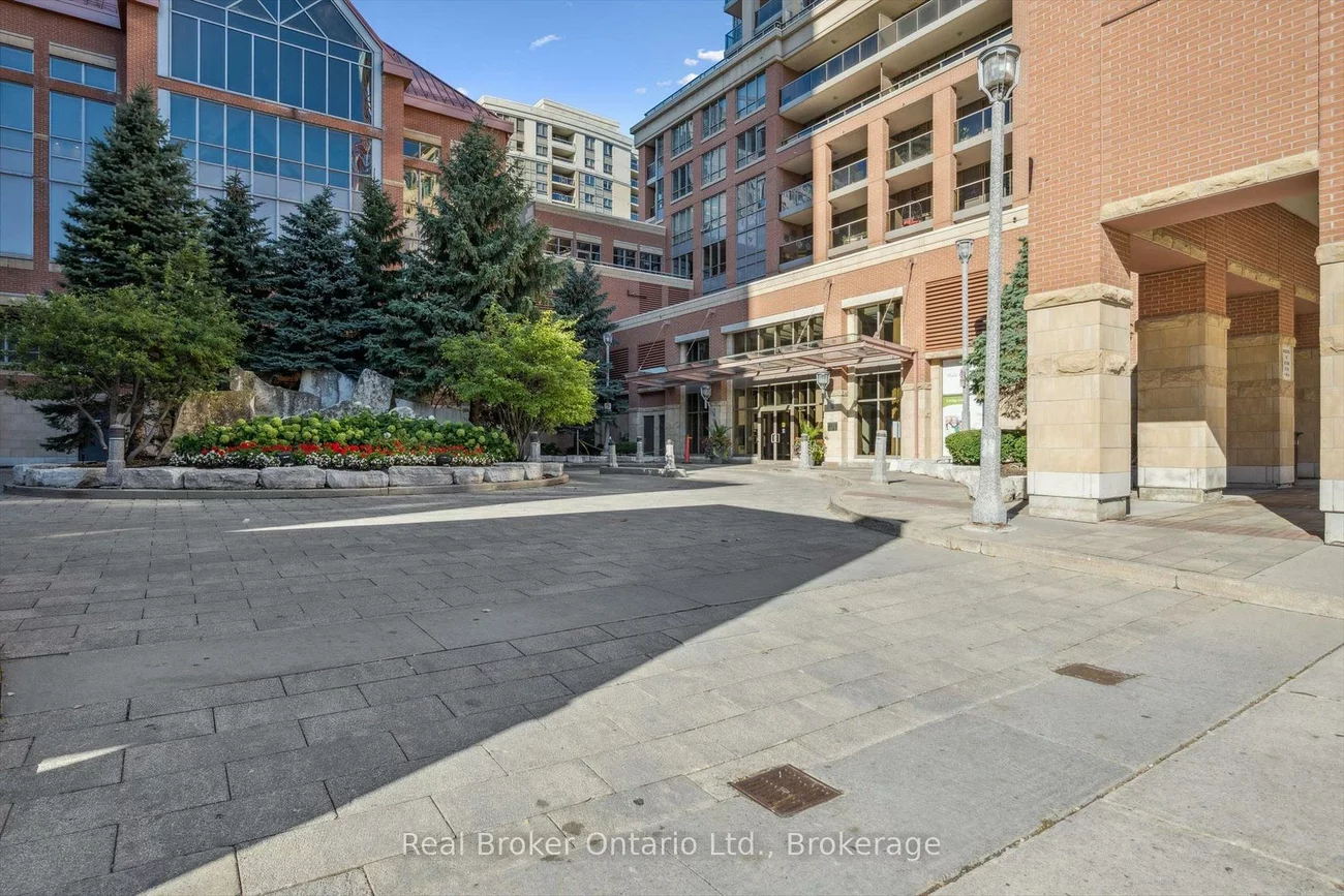 4090, Living Arts, City Centre, Mississauga