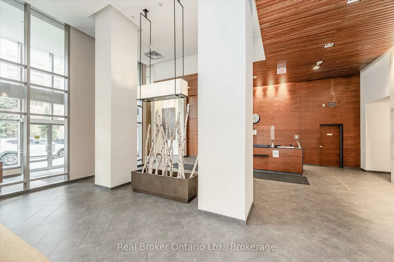 4090, Living Arts, City Centre, Mississauga