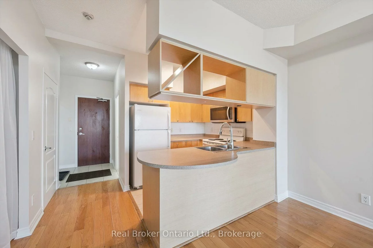 4090, Living Arts, City Centre, Mississauga