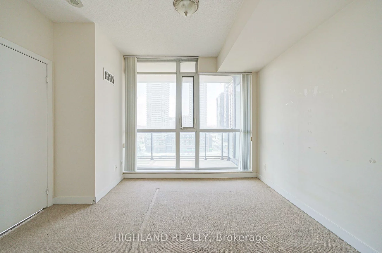 4099, Brickstone, City Centre, Mississauga