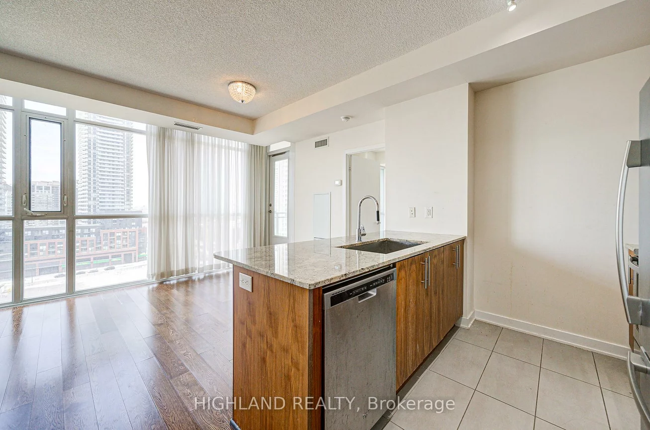 4099, Brickstone, City Centre, Mississauga