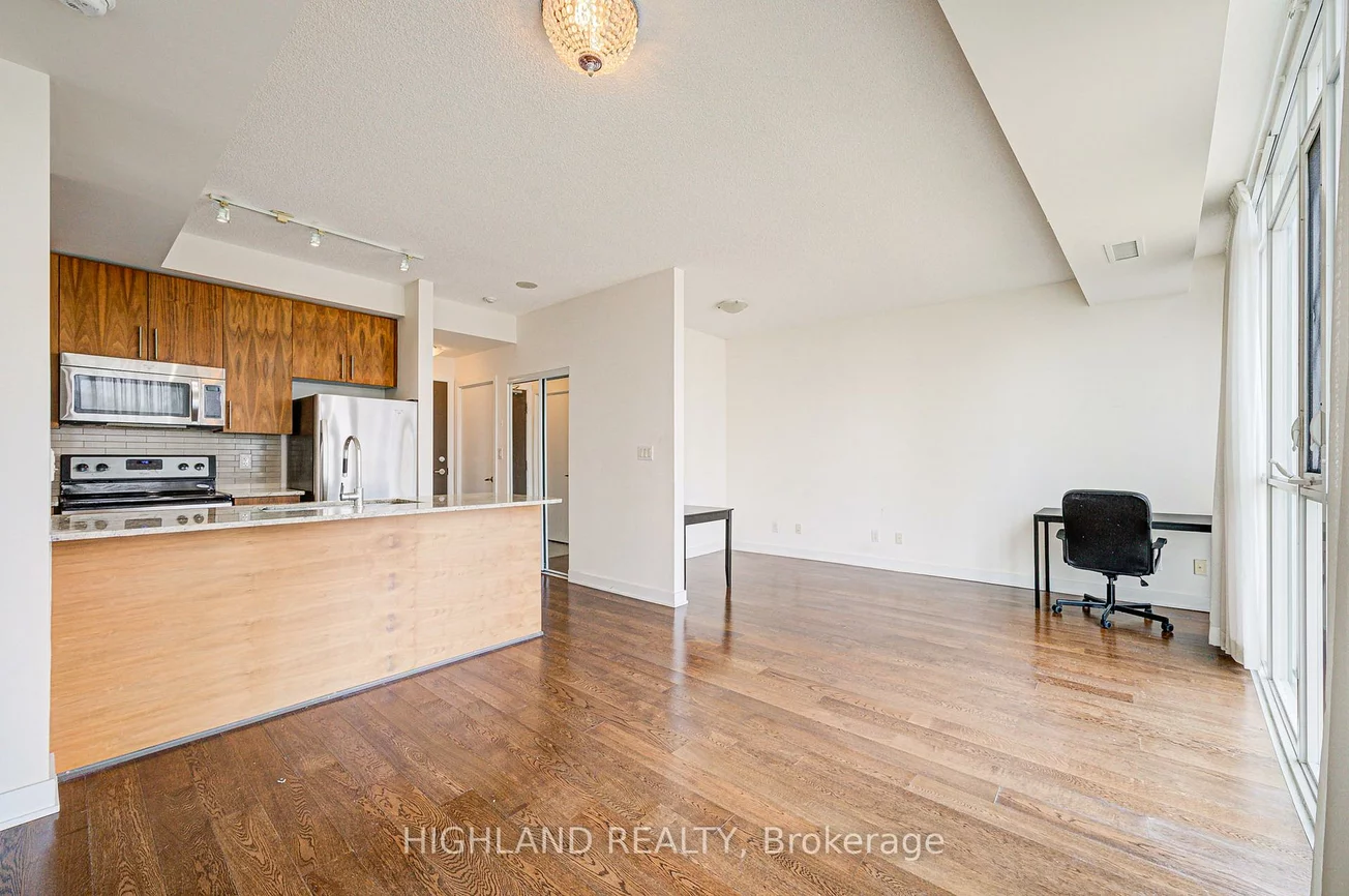 4099, Brickstone, City Centre, Mississauga