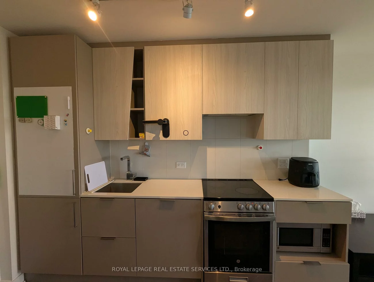 3900, Confederation, City Centre, Mississauga